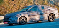 Новый Renault Laguna обнаружили на тестах в Южной Европе