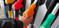 «Магией» назвали чиновники рост цен на бензин, несмотря на заморозку